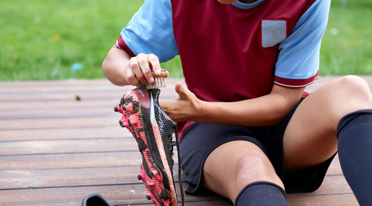 Fussballausrüstung pflegen: Praktische Tipps für Langlebigkeit & Performance