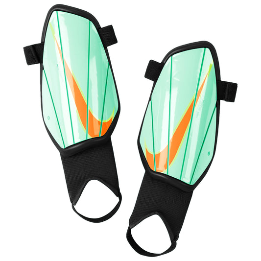 Charge Schienbeinschoner