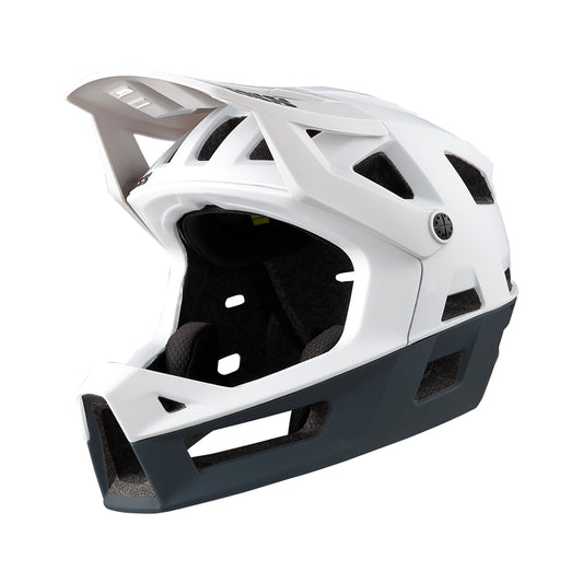 Helm Trigger AM