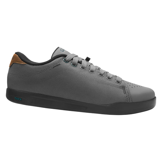 Deed Shoe