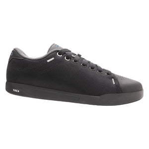 W Deed Shoe
