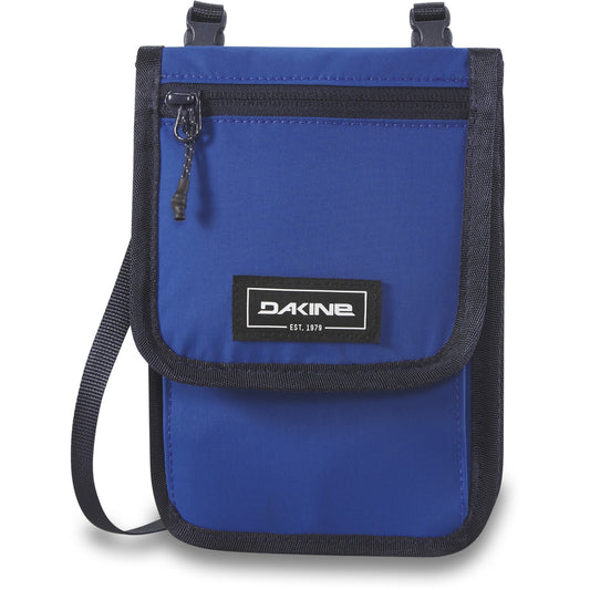 TRAVEL WALLET