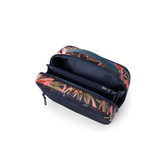 TRAVEL KIT - MEDIUM