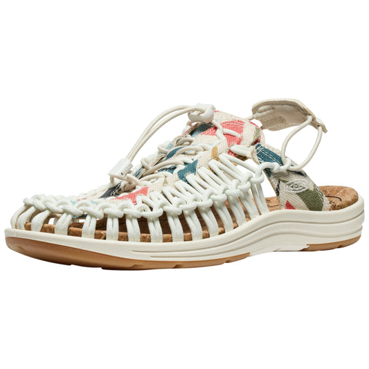 A Uneek II Convertible Canvas