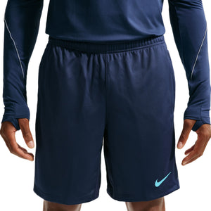 Strike short de football