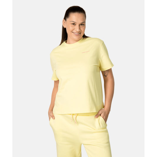 Anelie Tee