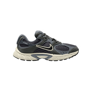 Nike V5 Runner Suede Big Kids' Shoe